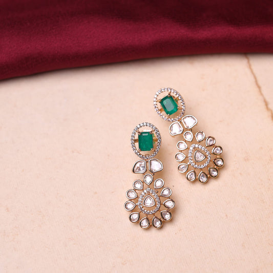 Vridha Moissanite Earring (Green)