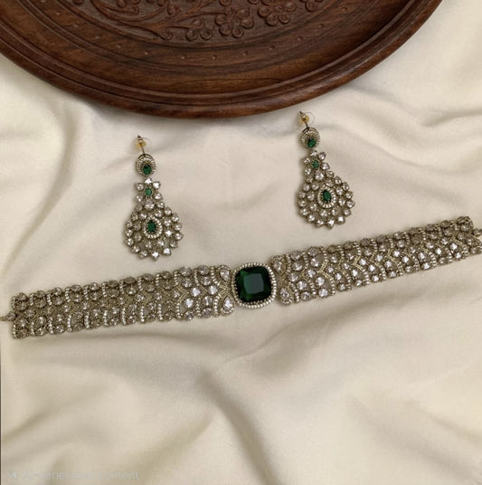 Menakshi Emerald Choker Set