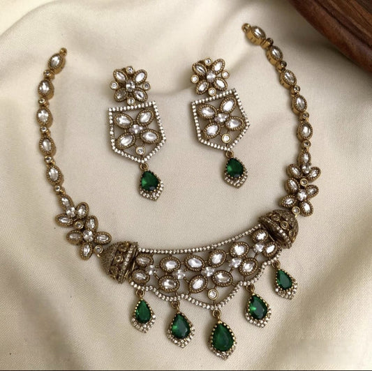 Gauravi Victorian Set ( Green)