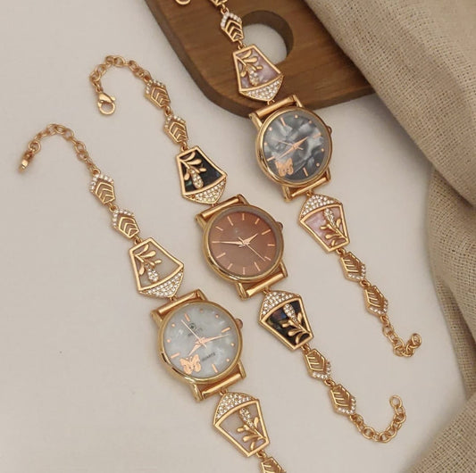 Meghna Mother of Pearl Watch