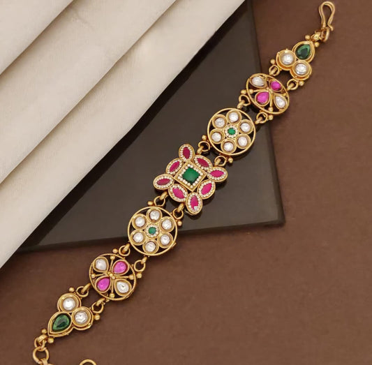 Shreya Rajwadi bracelet