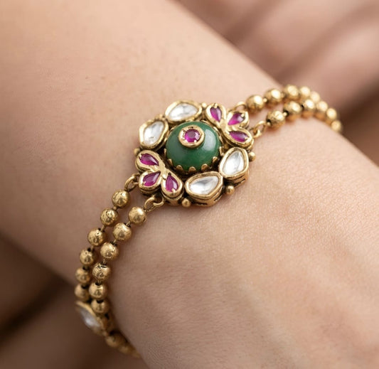 Emerald Rajwadi Bracelet with kundan