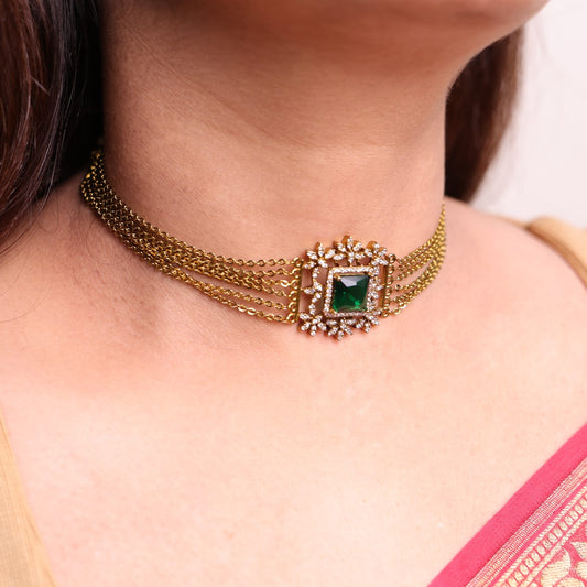 Aisha Green Emerald Choker Set with Ring