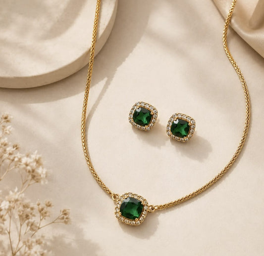 Keshavi Emerald Set