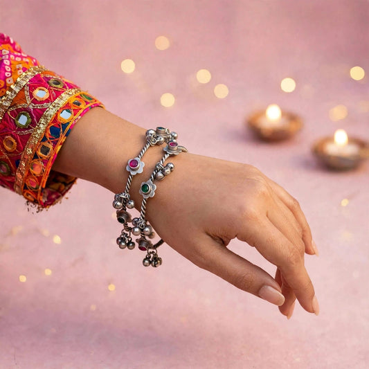 Chan-Chan Silver Bangles (adjustable size)