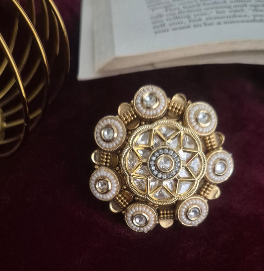 BLOOMING FLOWER GOLDEN RING