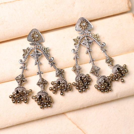 Kiran Dual-Tone Oxidised earring