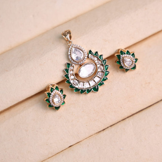 Mehek Moissanite Pendant Set (Green)