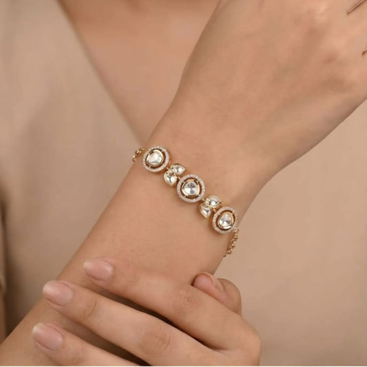 Meenali Classic Moissanite Bracelet