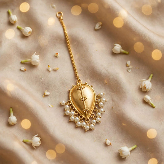 Nupur Earrings with Maang tikka