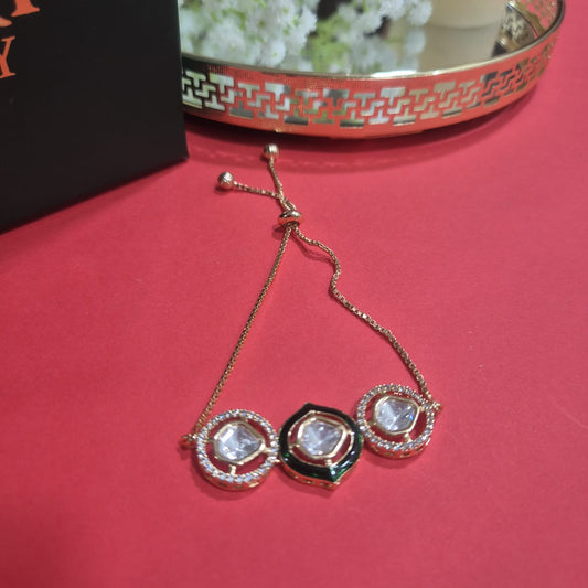 ARENA MOISSANITE BRACELET WITH GREEN ENAMEL
