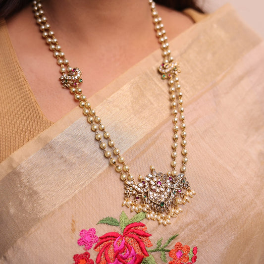 Mohini Pearl Set