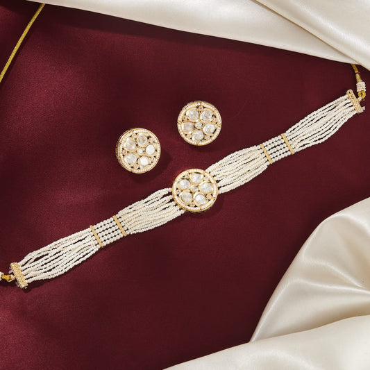 BEENA KUNDAN CHOKER SET WITH WHITE BEADS AND WHITE PEARLS
