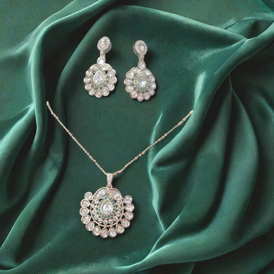MASOOM MOISSANITE PENDANT SET