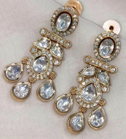 Giri Moissanite Earring