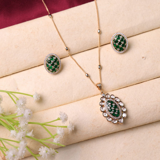 Meenu Pendant Set ( Green)